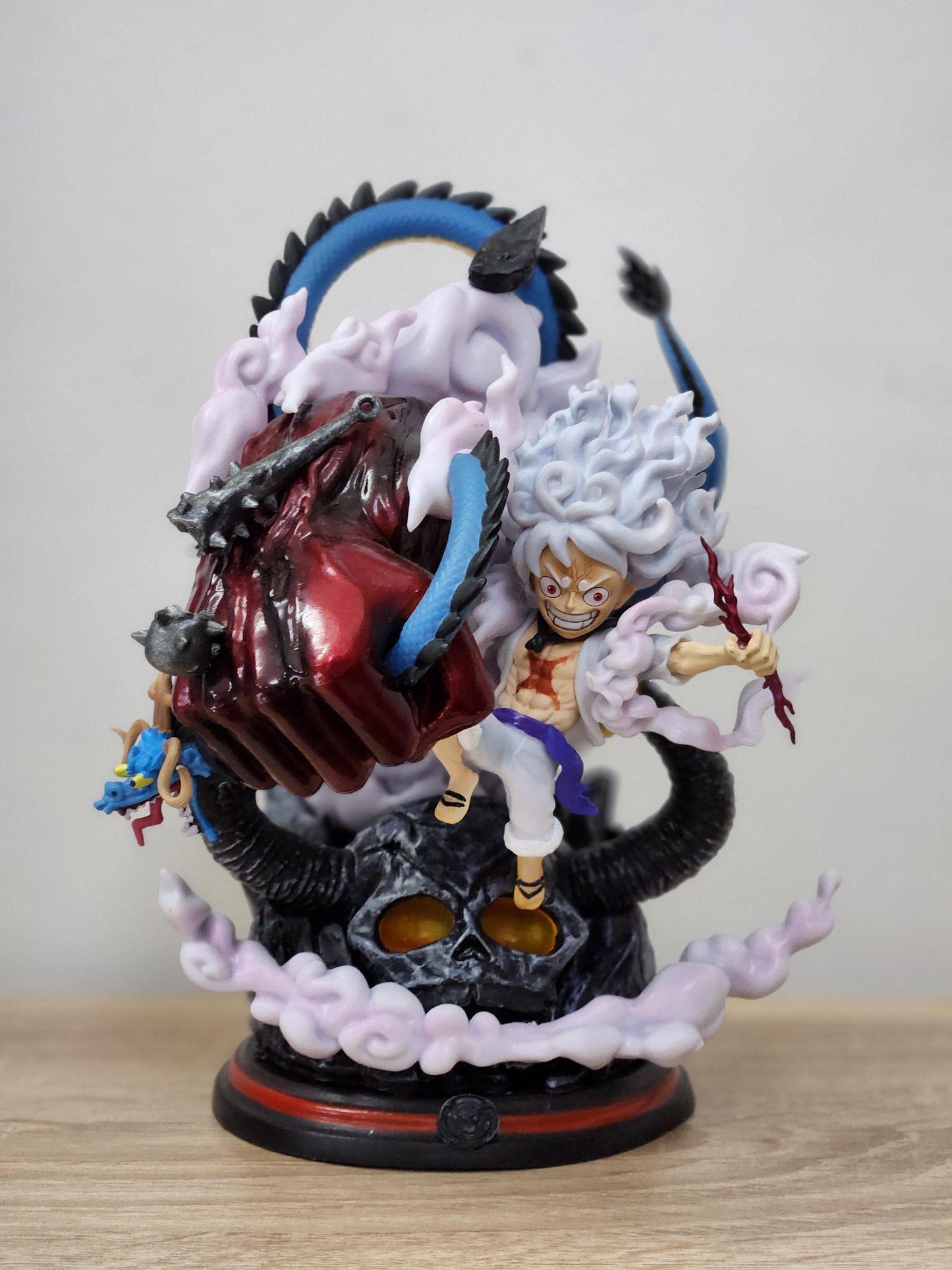 Figurine One piece - Luffy Gear 5 - 19 cm