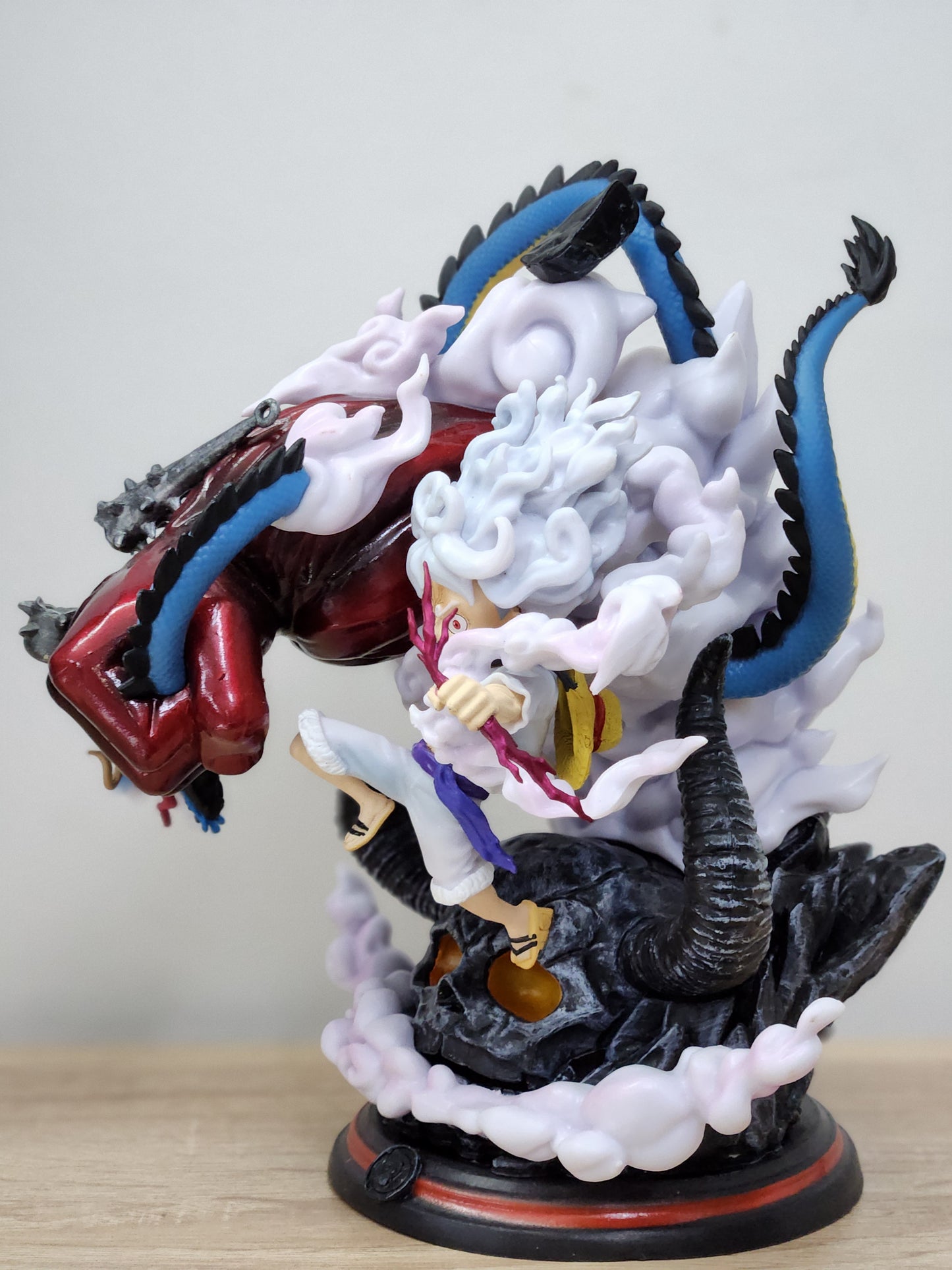 Figurine One piece - Luffy Gear 5 - 19 cm