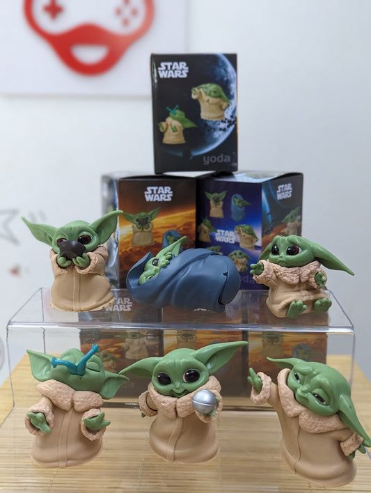 Mini Figurine Baby Yoda (Grogu)
