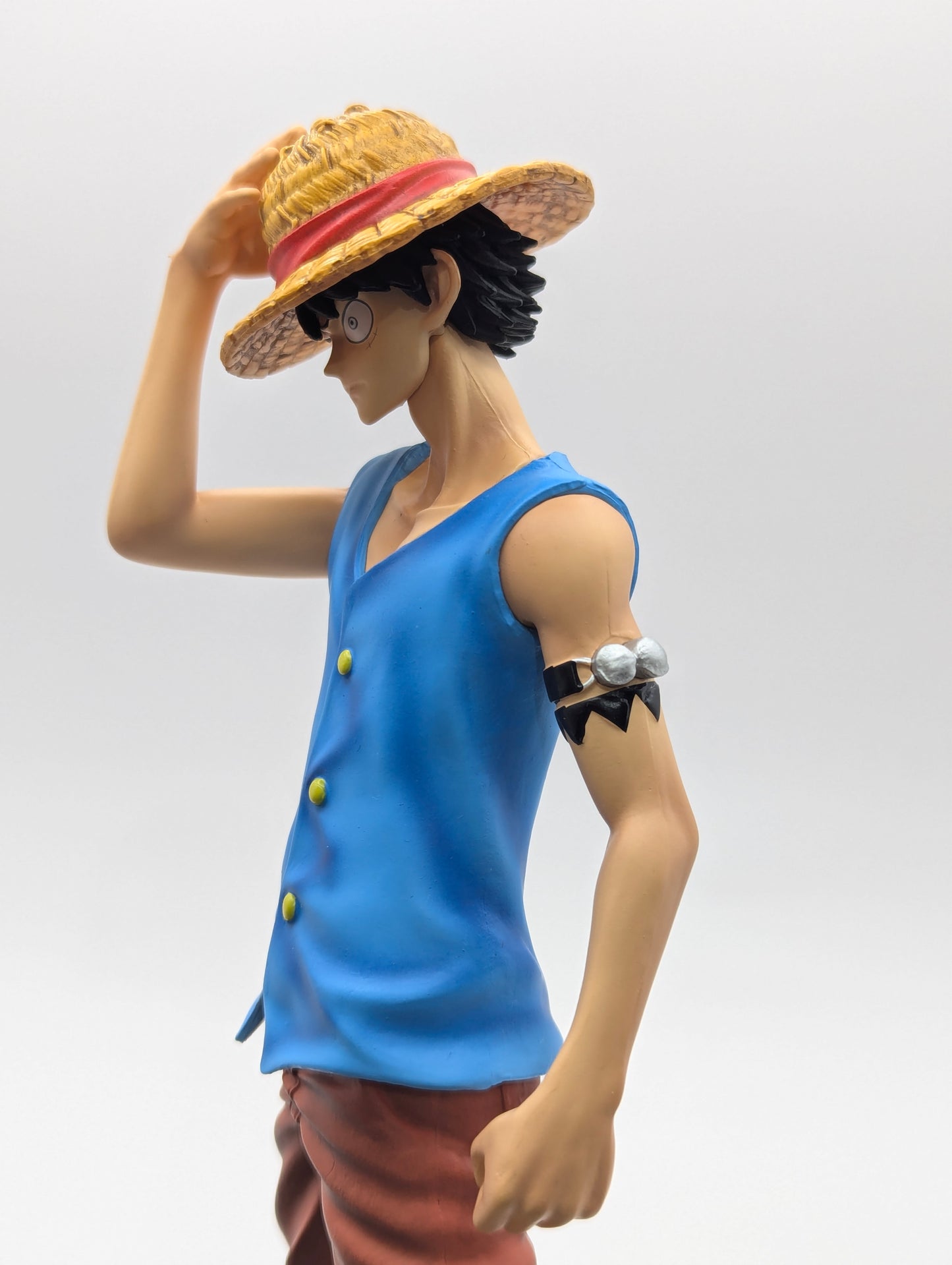 Figurine Luffy Undercover 23 cm