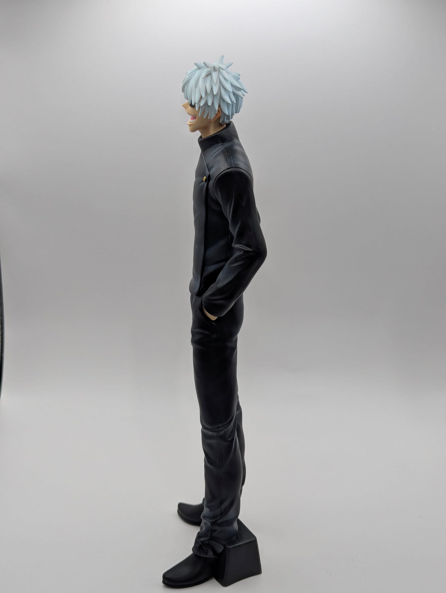 Figurine - Jujutsu Kaisen - Gojo Smiling 23 cm