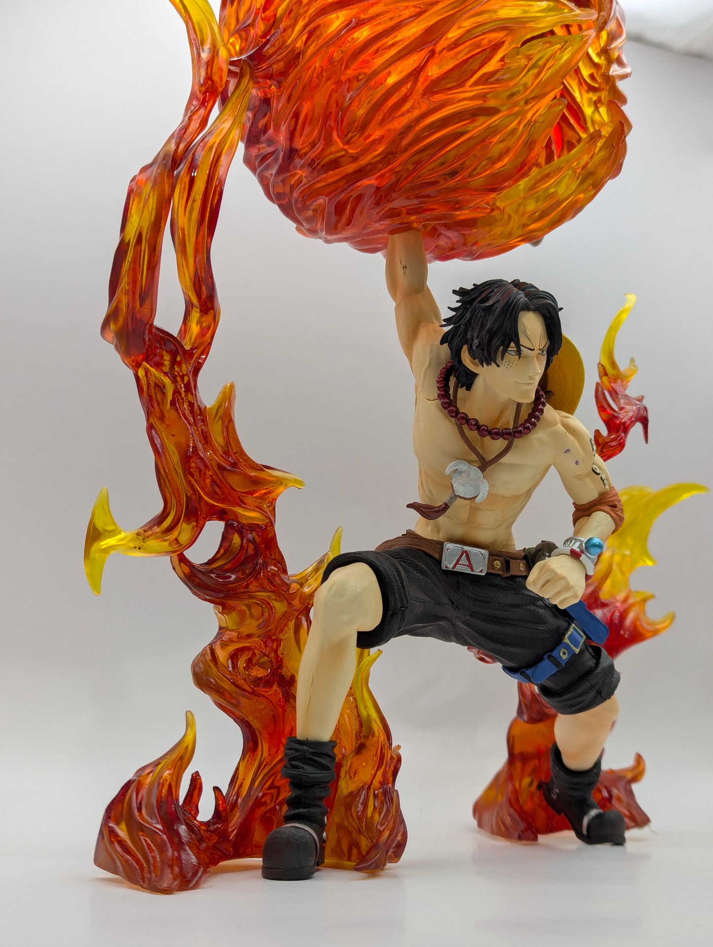 Figurine ACE Boule de Feu - One Piece  (25 cm)