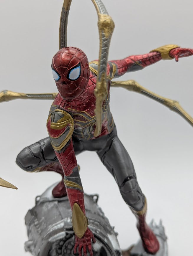 Figurine Spiderman Iron Spider 20 cm