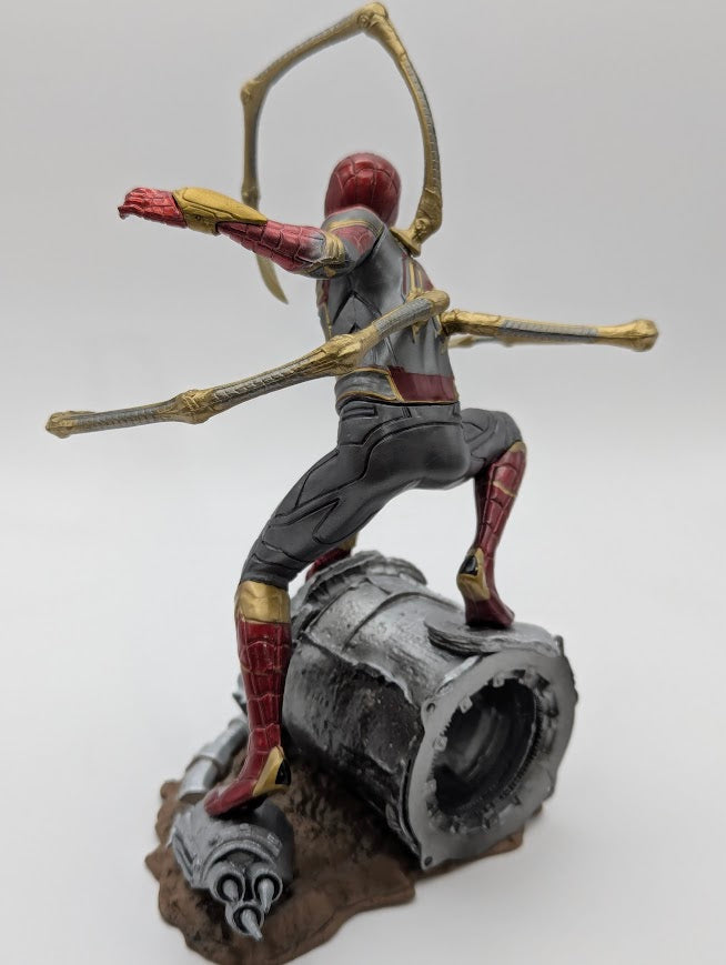 Figurine Spiderman Iron Spider 20 cm
