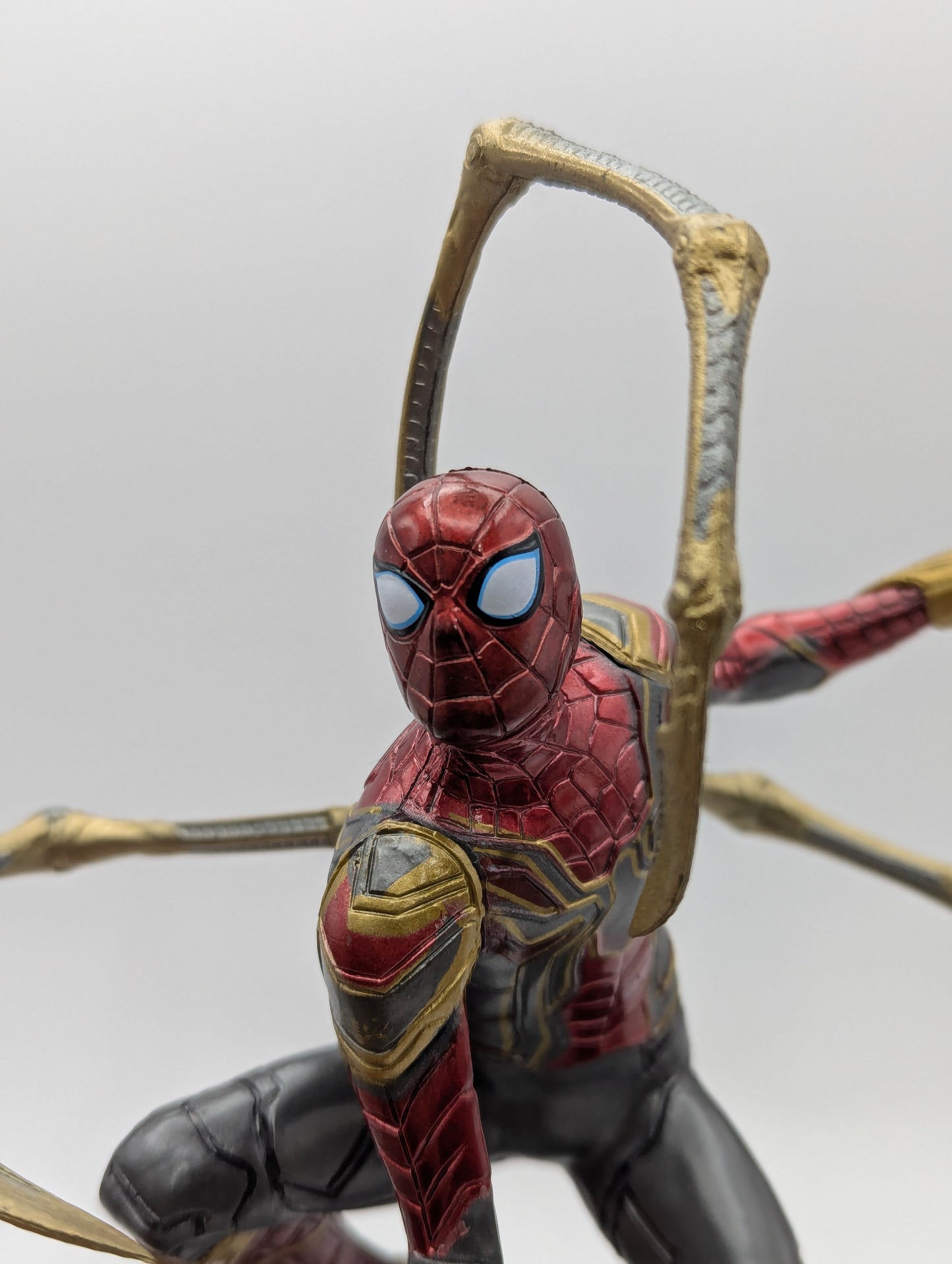Figurine Spiderman Iron Spider 20 cm