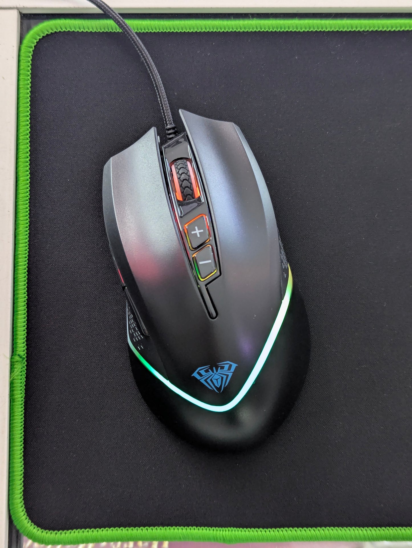 Souris Gaming Filaire AULA F805