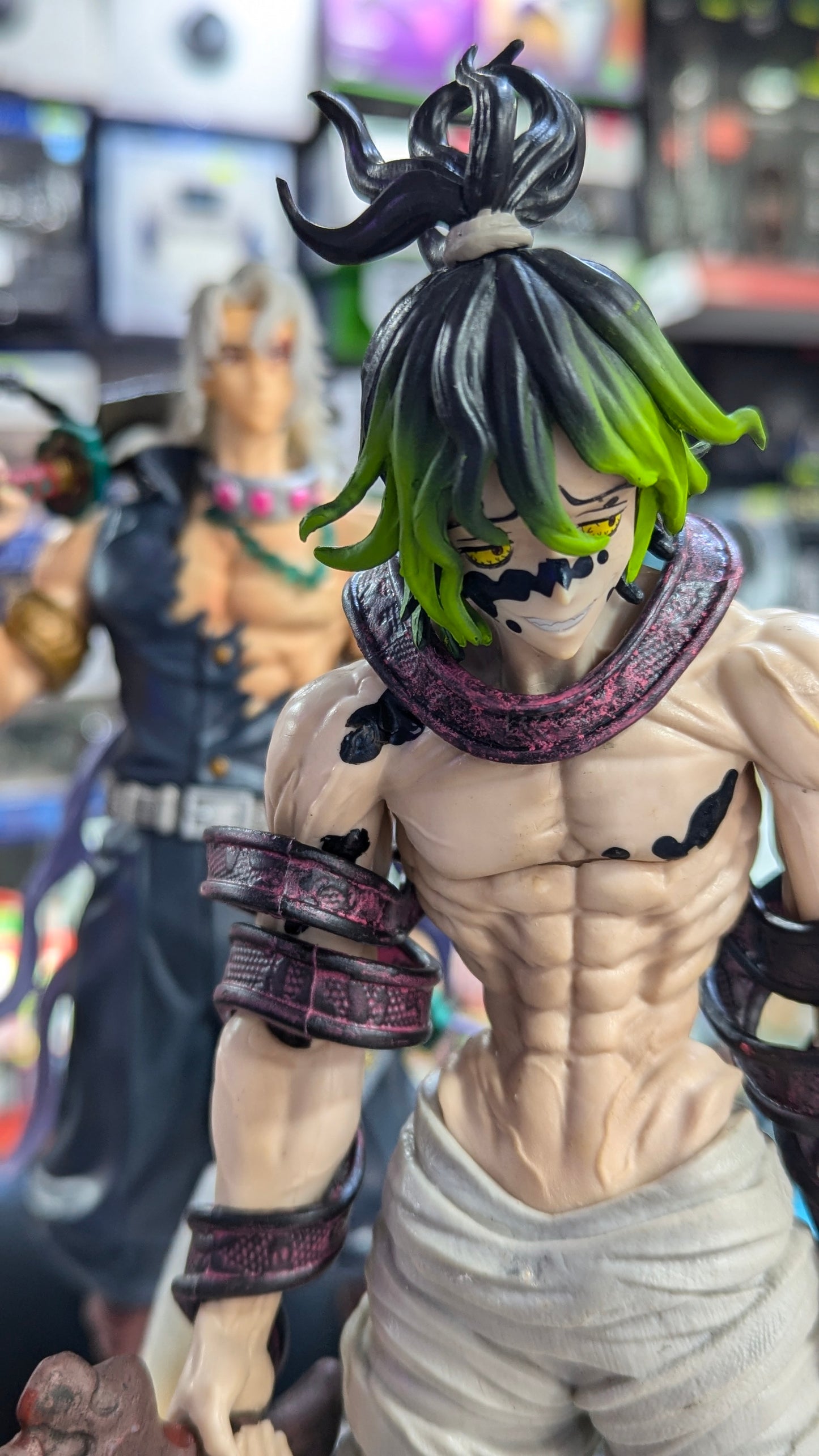 Figurine Demon Slayer | Gyutaro (32 cm)