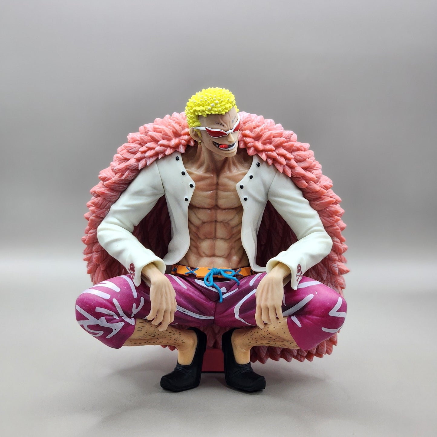 Figurine Doflamingo (20 cm) - One Piece