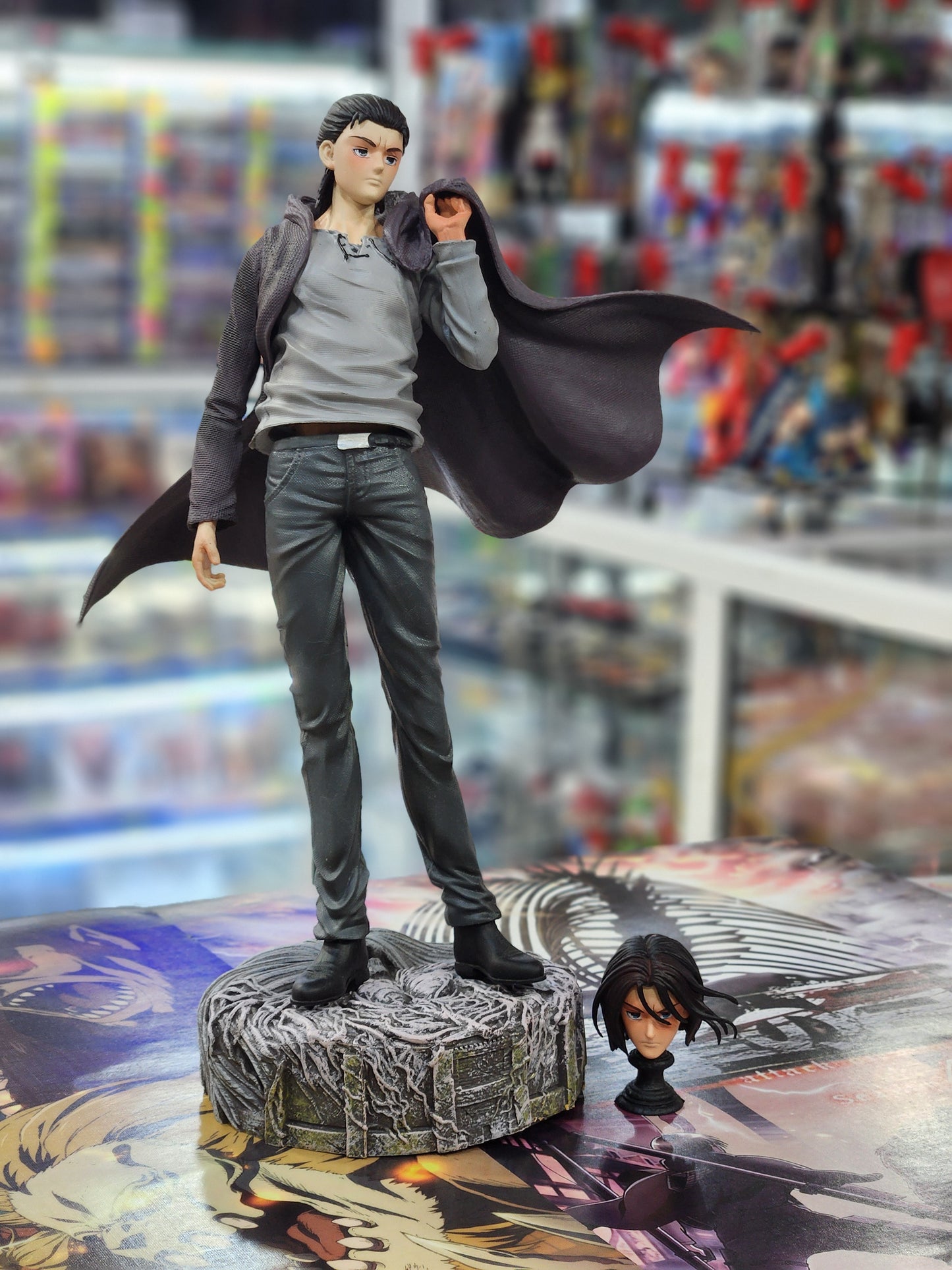 Figurine Eren Jager Attack On Titan 23cm