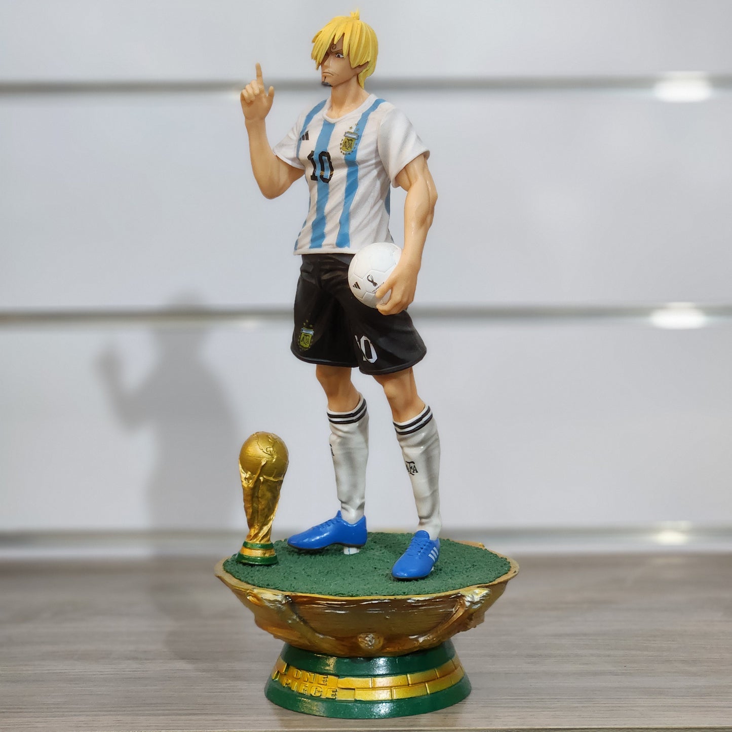 Figurine Sanji Coupe Du Monde 34 cm