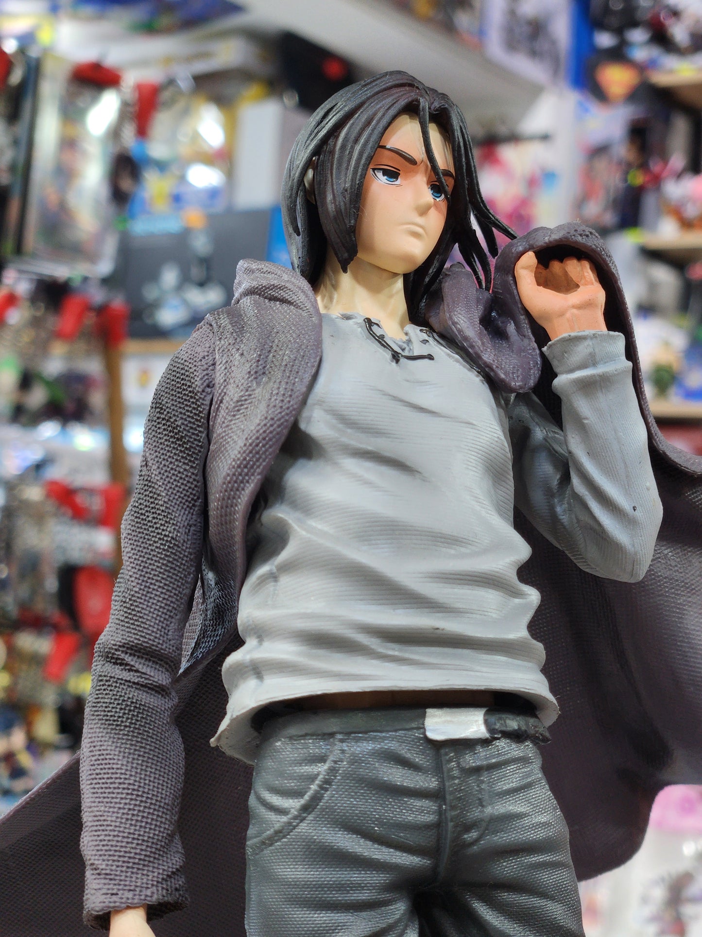 Figurine Eren Jager Attack On Titan 23cm
