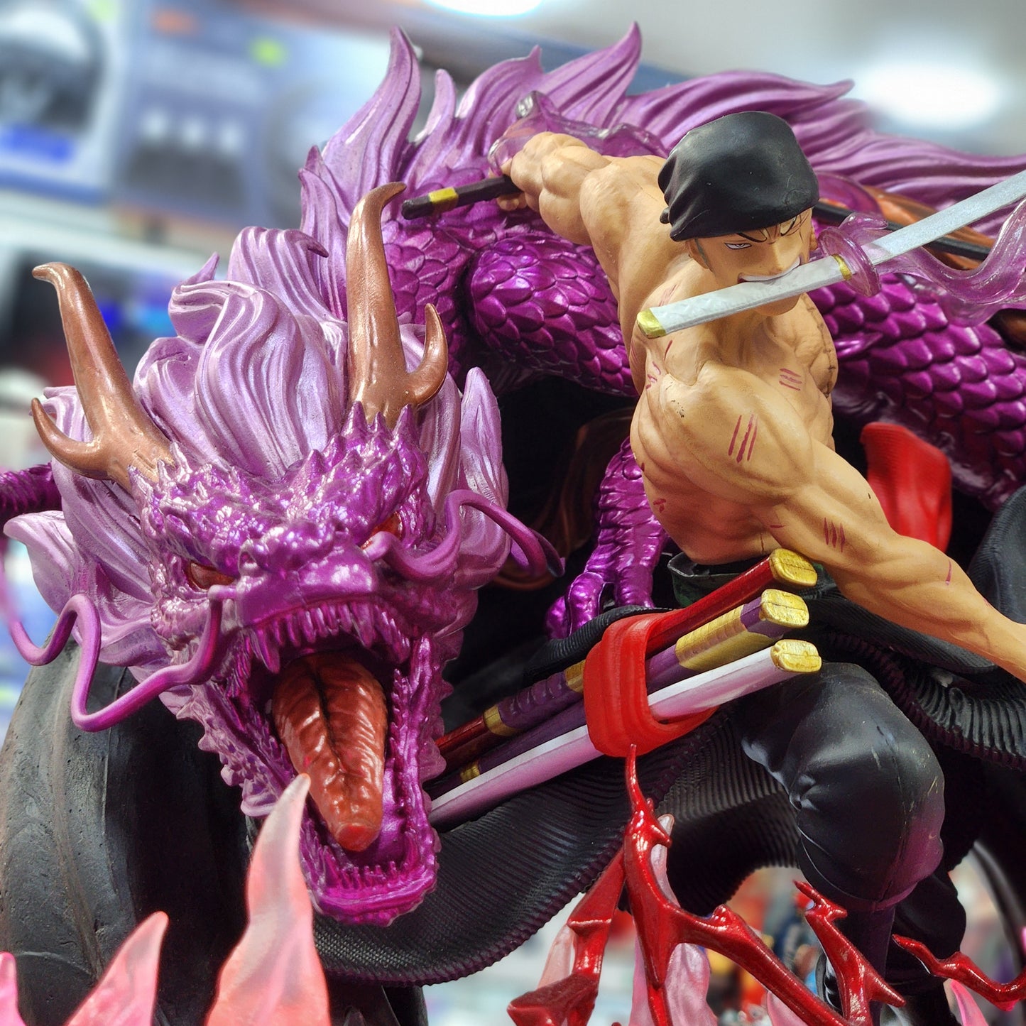 Figurine -One Piece- Dragon
Roronoa Zoro 36cm x 47cm