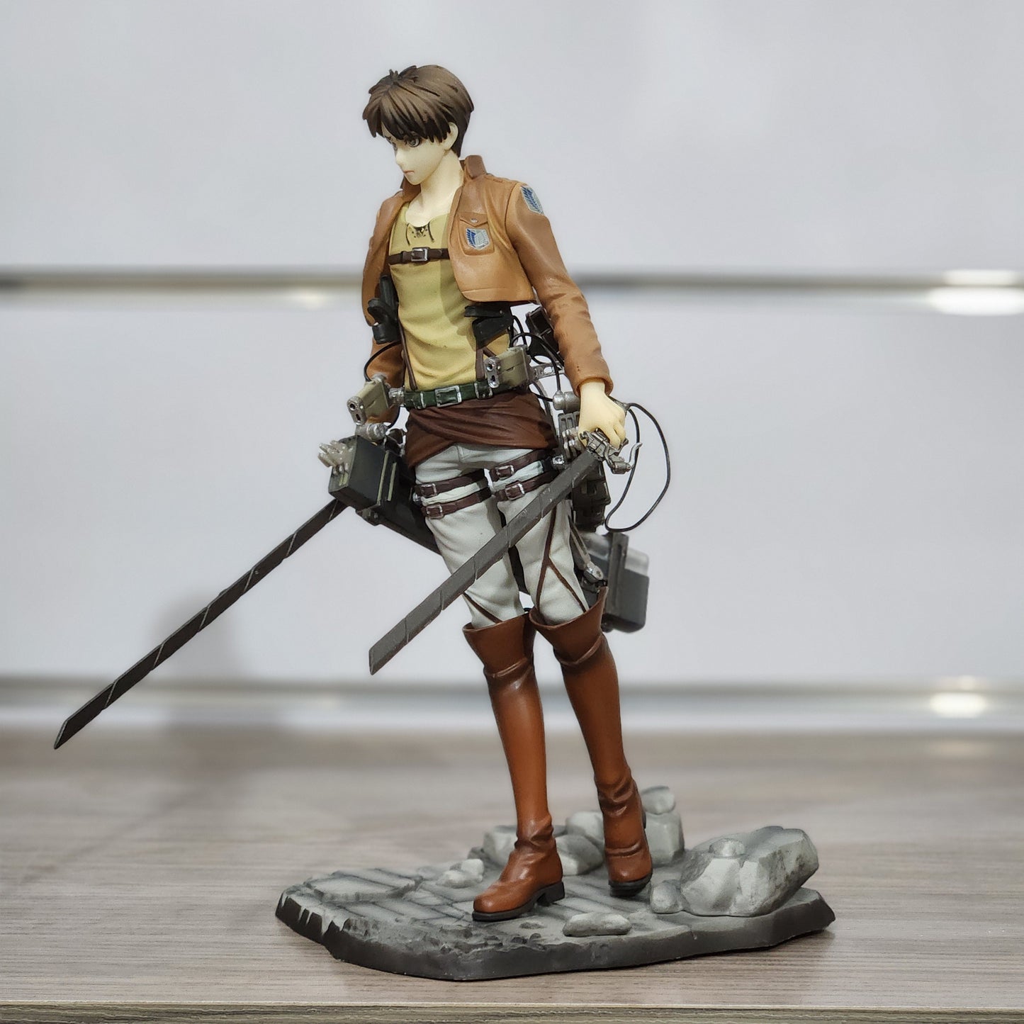 Figurine Eren Jager 23 cm