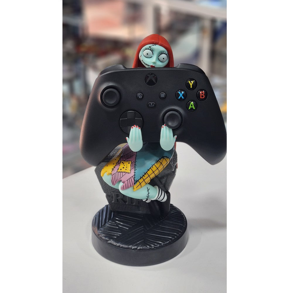 Figurine Support Manette Sally 20 Cm
