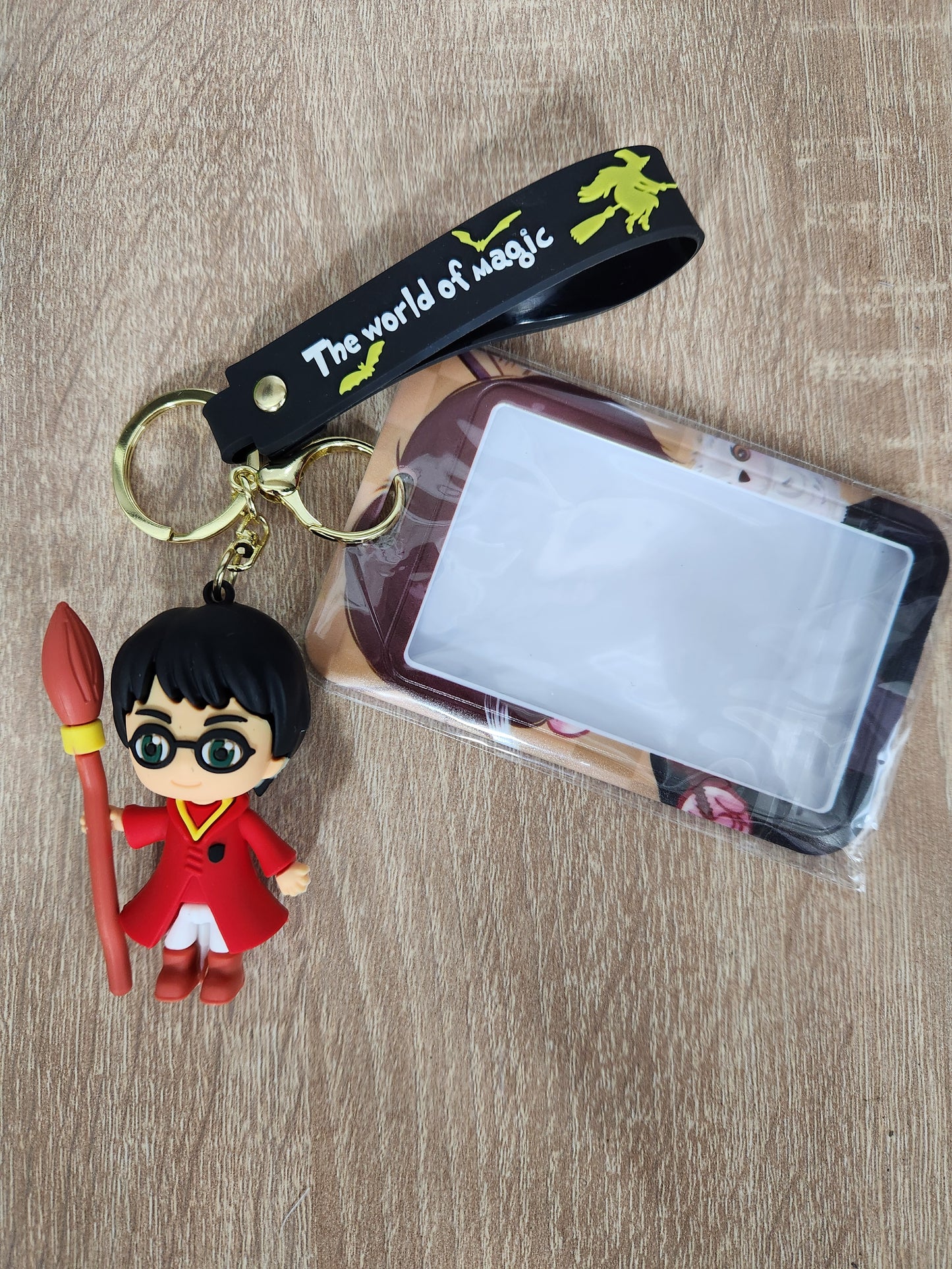 Porte clé avec badge Harry Potter