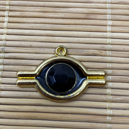 Pendentif Oeil Du Millenium Yu-Gi-Oh! ( 4 cm )