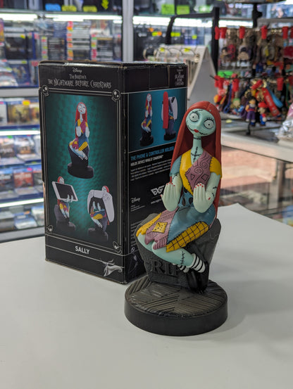 Figurine Support Manette Sally 20 Cm