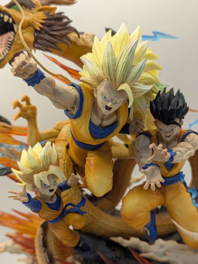 Figurine Super Saiyen Goku/Gohan/Goten 28 cm -Dragon Ball Z-