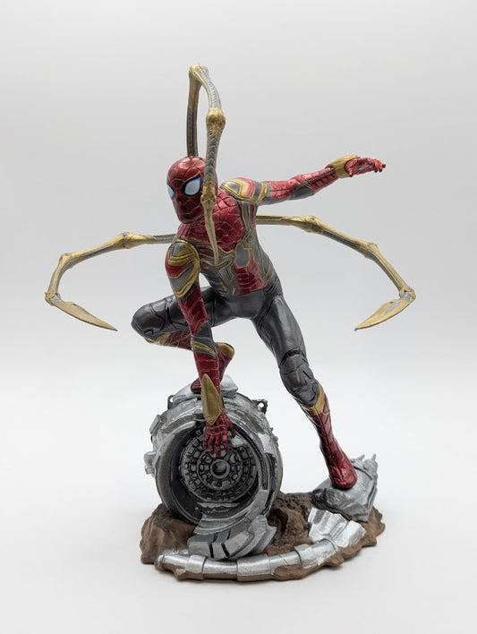 Figurine Spiderman Iron Spider 20 cm