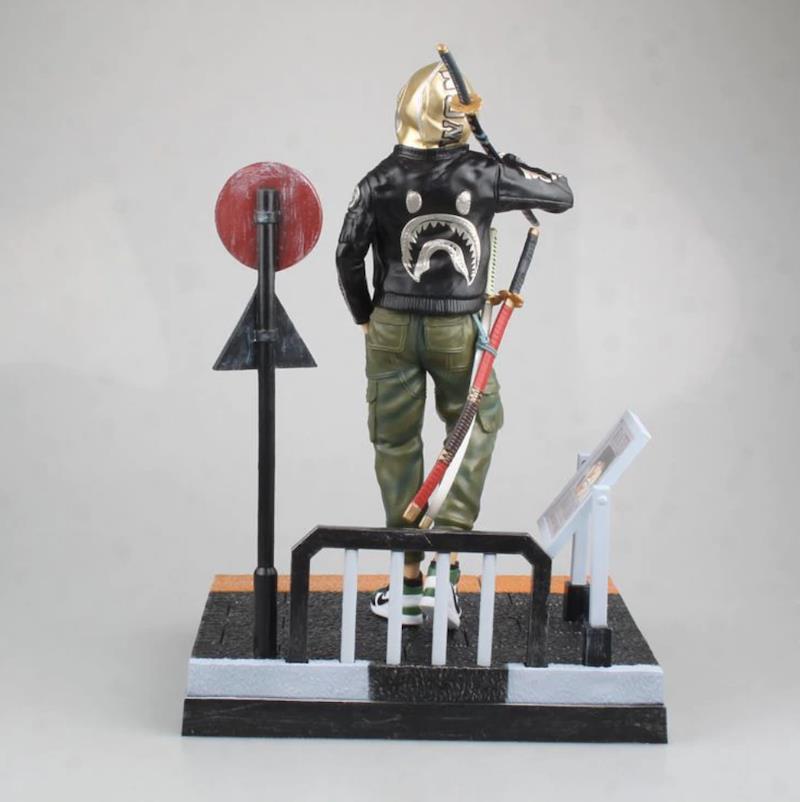 MIX Studio STREET WEAR RORONOA ZORO (30 cm)