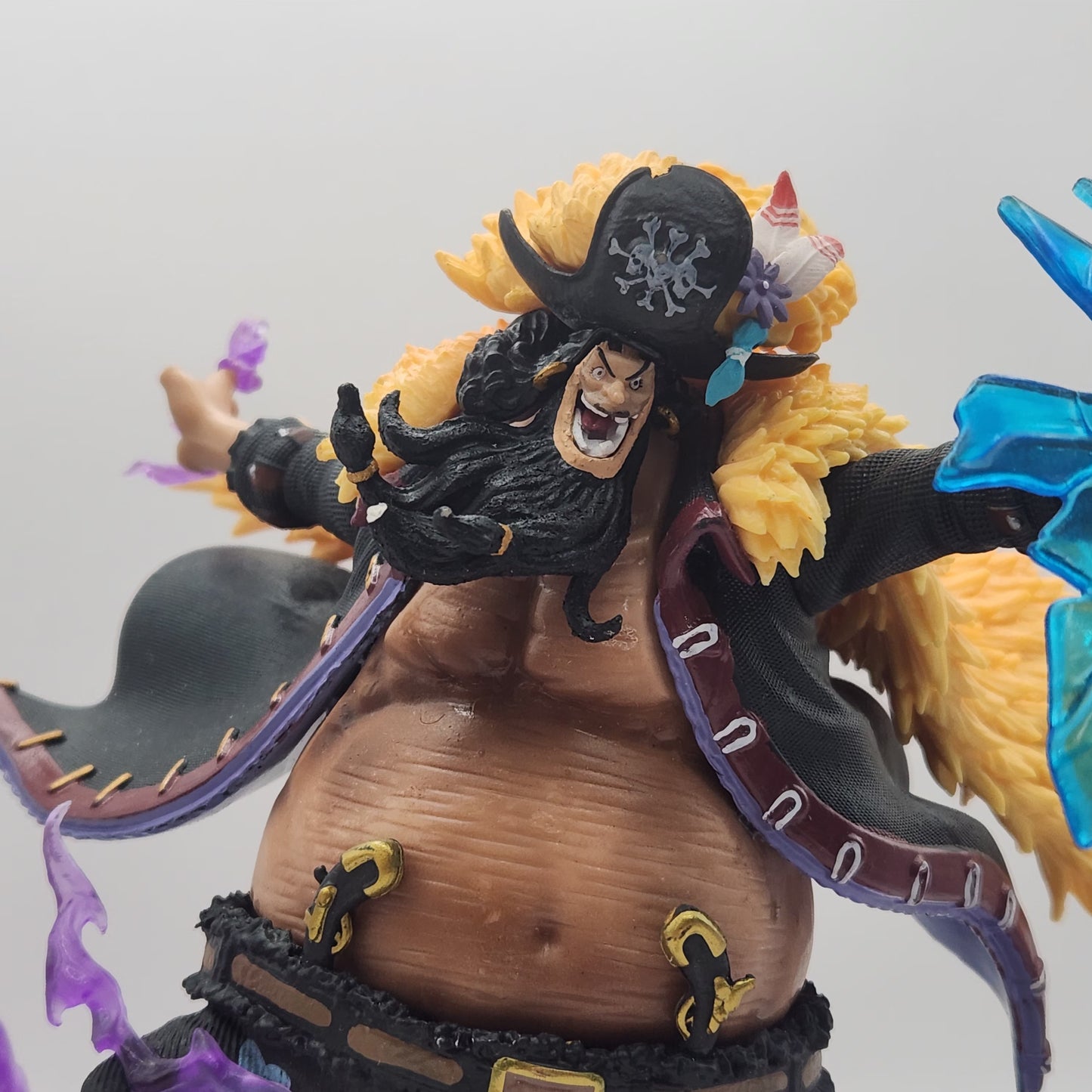 Figurine marshall D.Teach 17cm  (manque Quelques pièces)