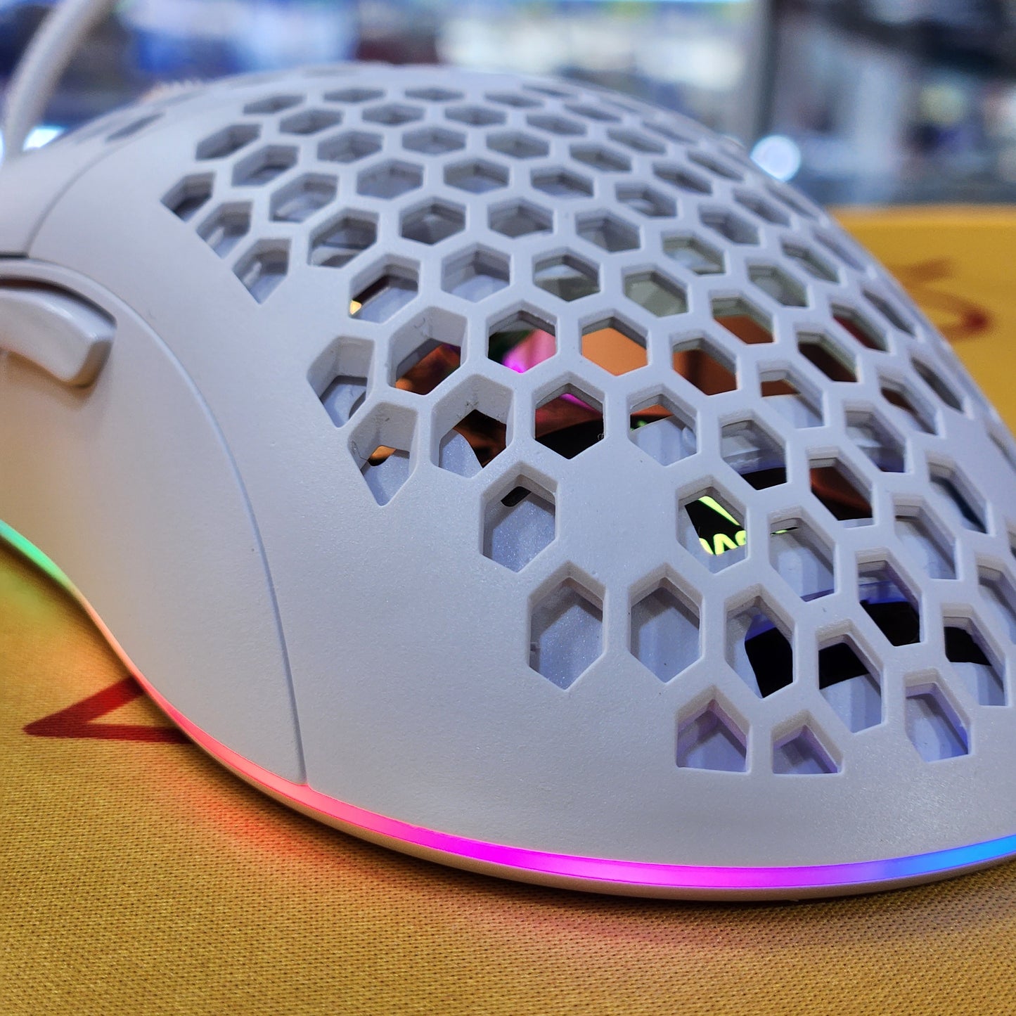 Souris Magma Blanche Filaire