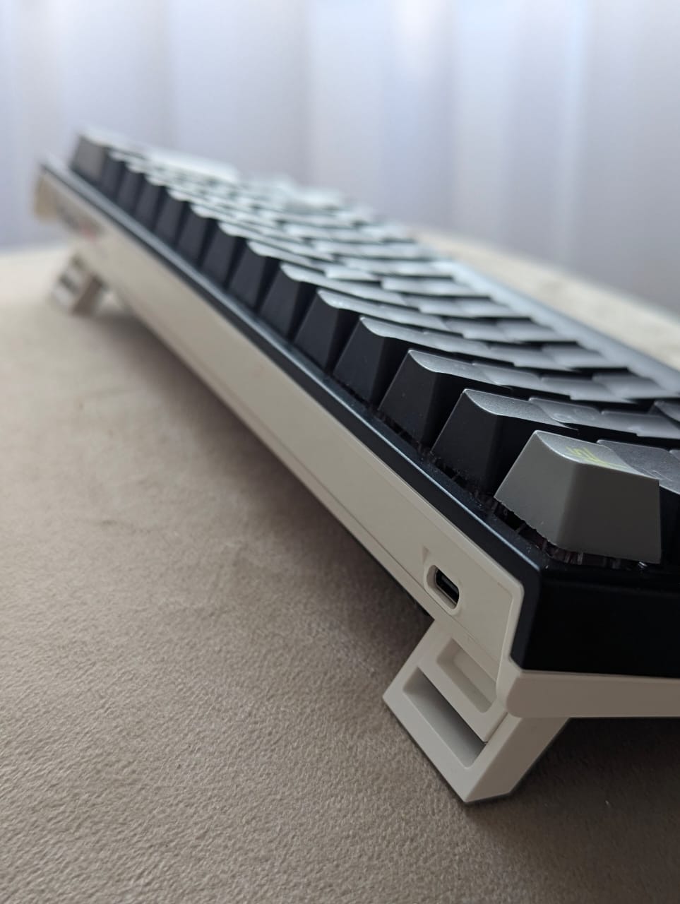 Clavier Ducky One 2 Mini en très bonne état