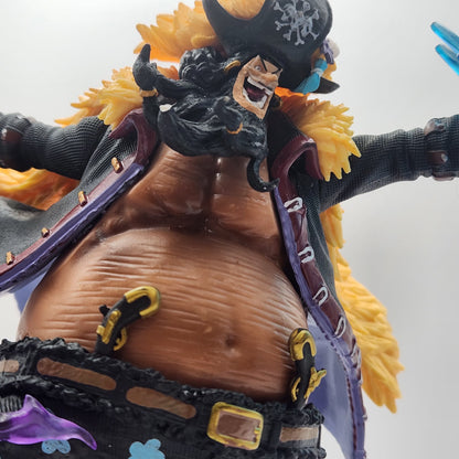 Figurine marshall D.Teach 17cm  (manque Quelques pièces)