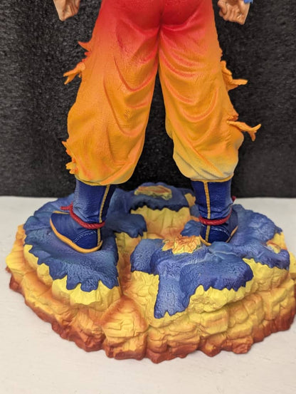 Figurine Goku SSJ + Buste  34 cm