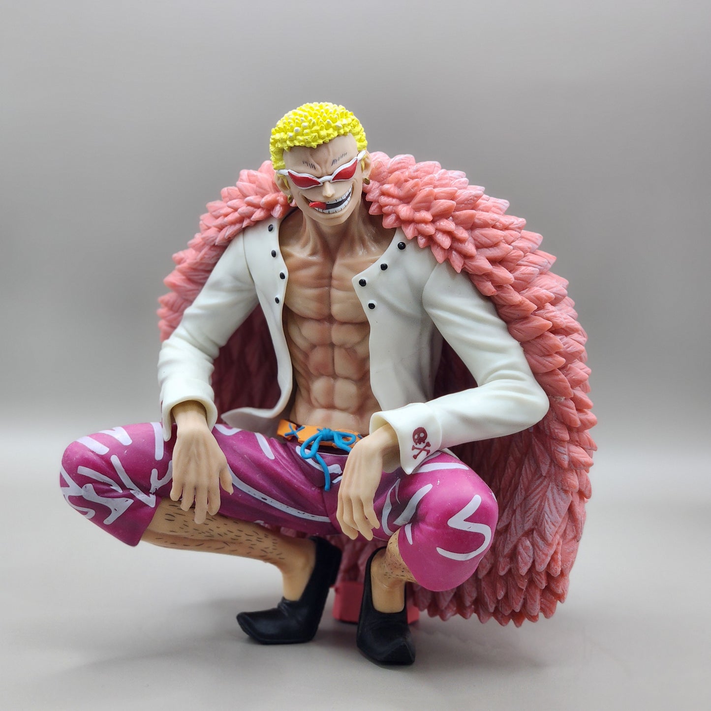 Figurine Doflamingo (20 cm) - One Piece