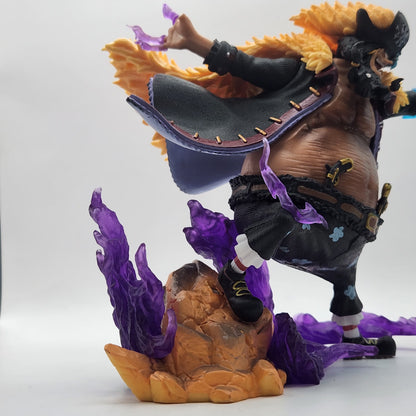 Figurine marshall D.Teach 17cm  (manque Quelques pièces)